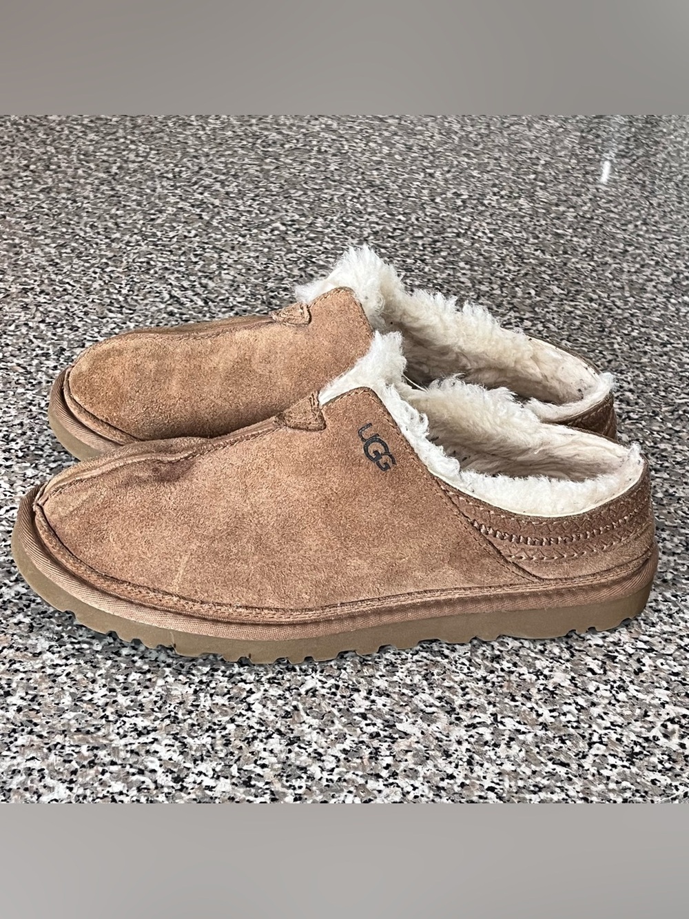 UGG Newman Suede Slippers Mens 9